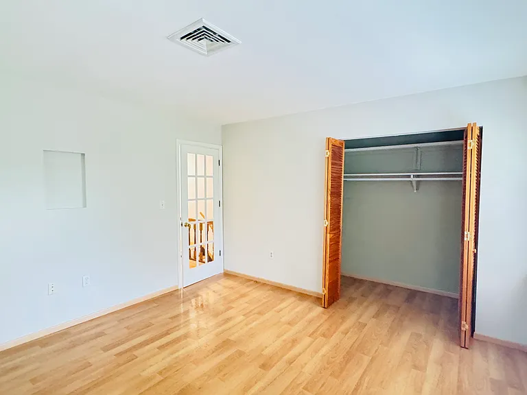 37 Goodwin Ave — Photo 17