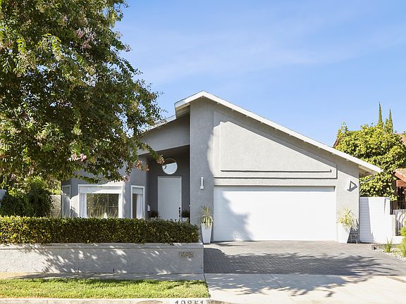 Newly Painted Exterior