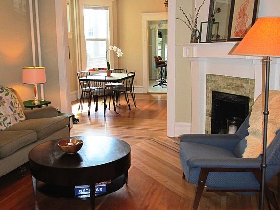 Elegant Spacious Living Room