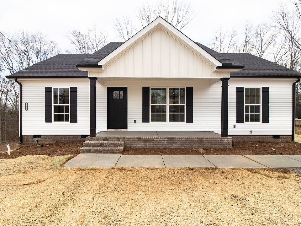 1st image of 332 Hilltop Dr