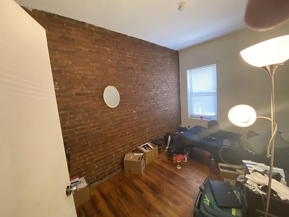 2nd image of 892 Huntington Ave #25
