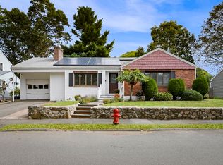 41 Pine Hill Rd, Swampscott, MA 01907