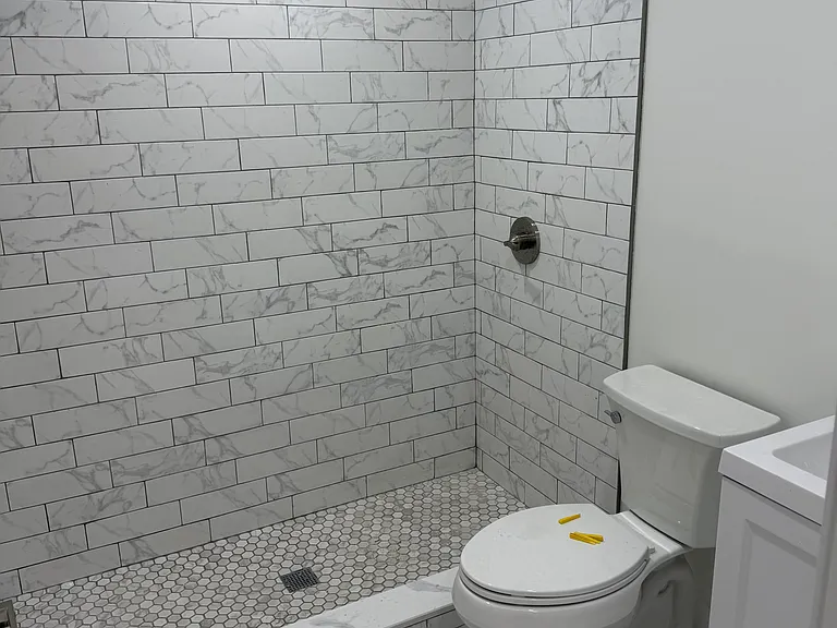3311 N Ridgeway Ave #1 — Photo 20