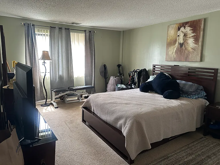 292 Salem St #201 — Photo 8