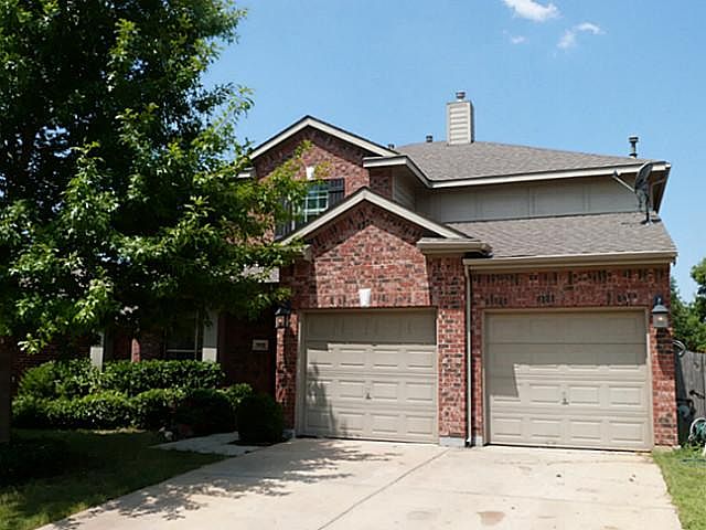 1st image of 300 Foxbury Dr