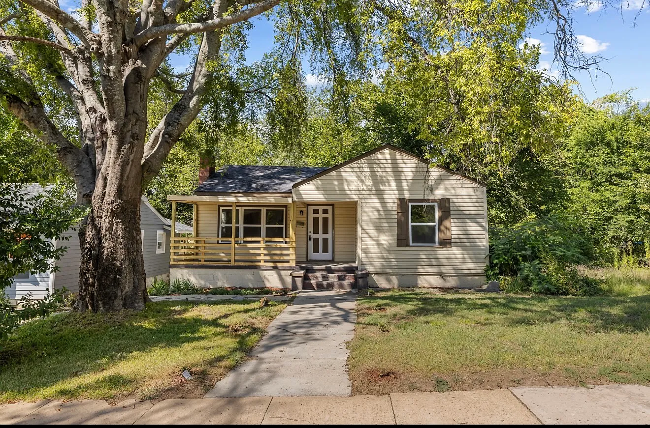 3 bed, 1345 sqft, $1,300 — Photo 3