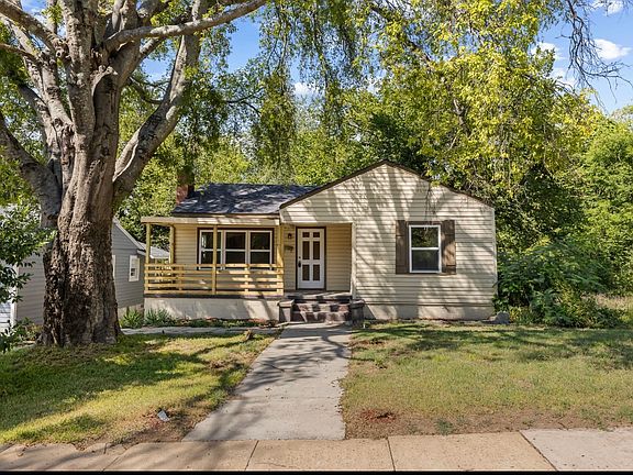 3rd image of 4104 41st Ave N