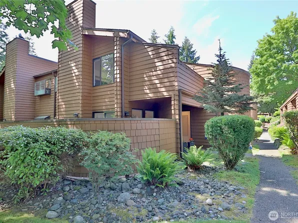 11500 NE 128th Street #48, Kirkland, WA 98034