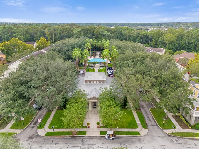 1001 Via Capri Ln #201 — Photo 31