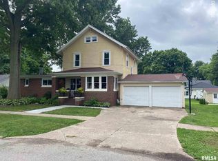 416 W Palace Row, Geneseo, IL 61254
