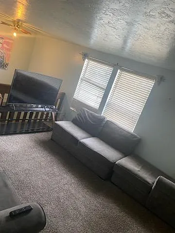 1024 N 1025 E — Photo 8