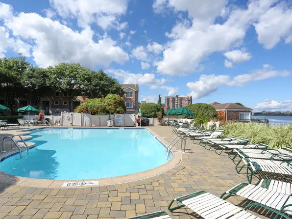 50 Grand Cove Way image 1 of 23