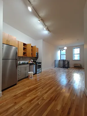 Rented by City Vista Inc | media 24