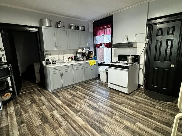 527 Harrison Ave #6D, Harrison, NJ 07029