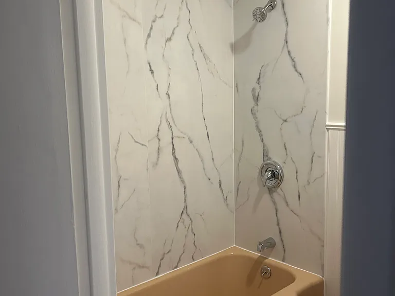 2415 Six East Ave #6 — Photo 10