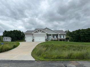 4168 Woodcrest Cir, Blair, NE 68008