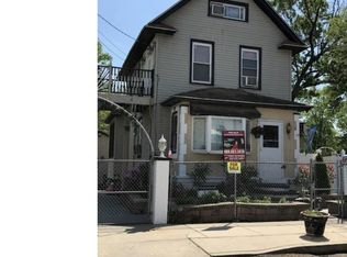 305 Hillside Ave, Camden, NJ 08105