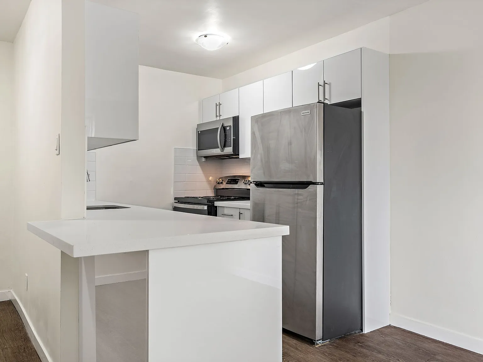 Guestville Apartments — Photo 3