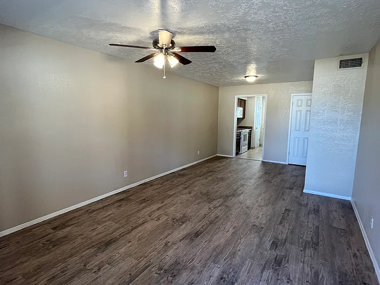 North Park Apartments — Photo 25