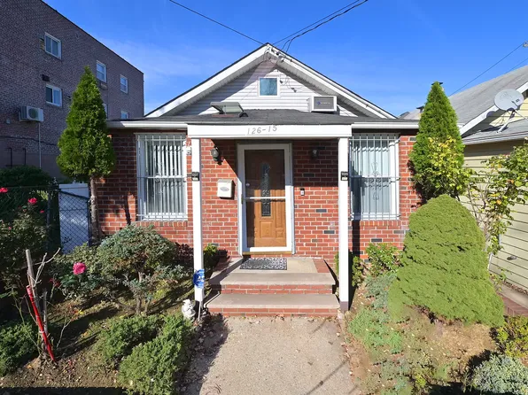 126-15 5th Ave, College Point, NY 11356