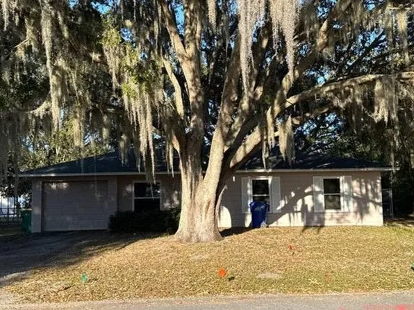 1049 Birch Blvd, Tavares, FL 32778