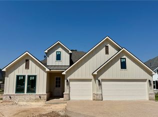 1812 Register Ct, College Station, TX 77845