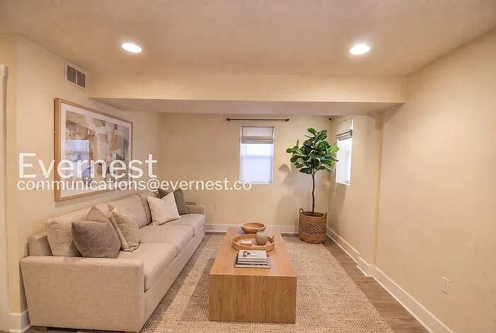 1636 N North Park Ave #1642-G — Photo 6