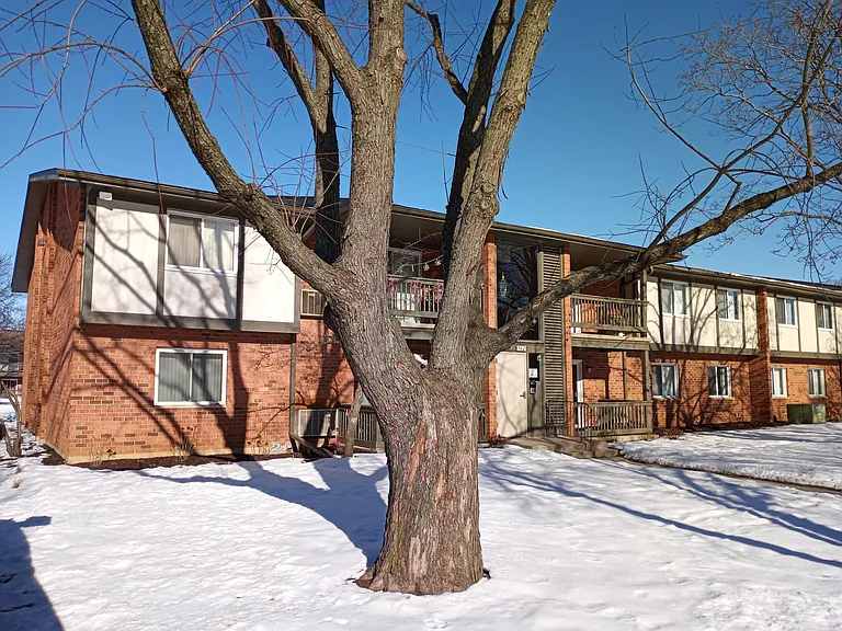 Darlington Court Apartments — Photo 27