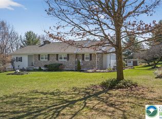 3686 Hickory Hill Rd, Bethlehem, PA 18015