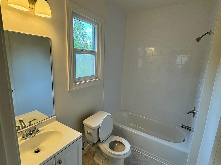 1826 Bayard Pl #11 — Photo 8
