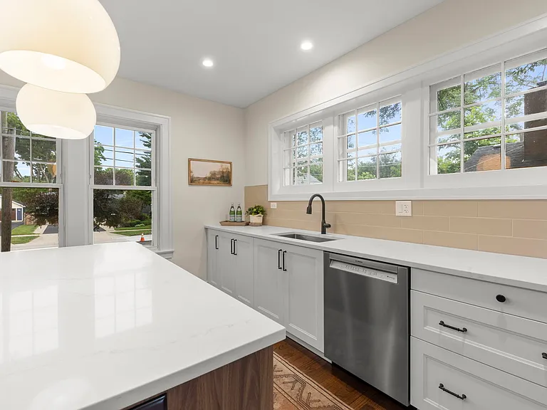 285 Hill Ave #1 — Photo 4