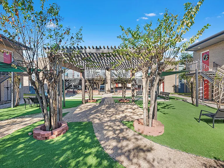 The Citadel at Med Center Houston Apartments — Photo 18