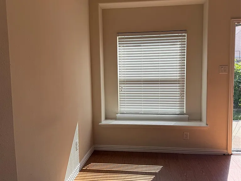 7534 Abbey Point Ln — Photo 5