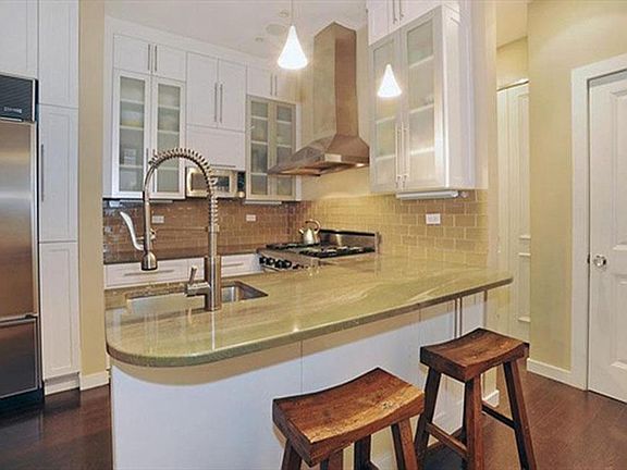 3rd image of 251 W 89th St APT 5B