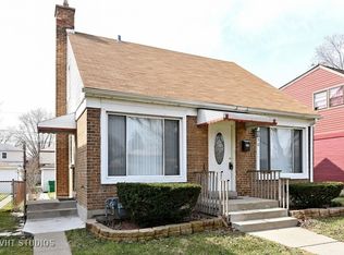 630 Suffolk Ave, Westchester, IL 60154