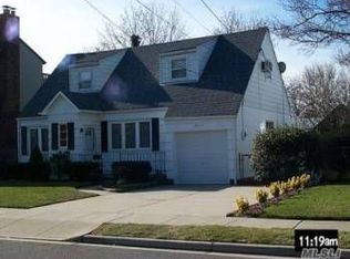3454 3rd St, Oceanside, NY 11572