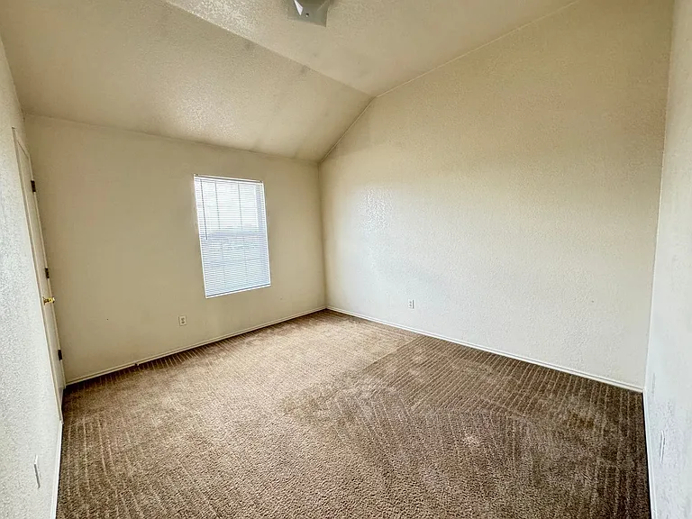 1706 Tanner Circle — Photo 7