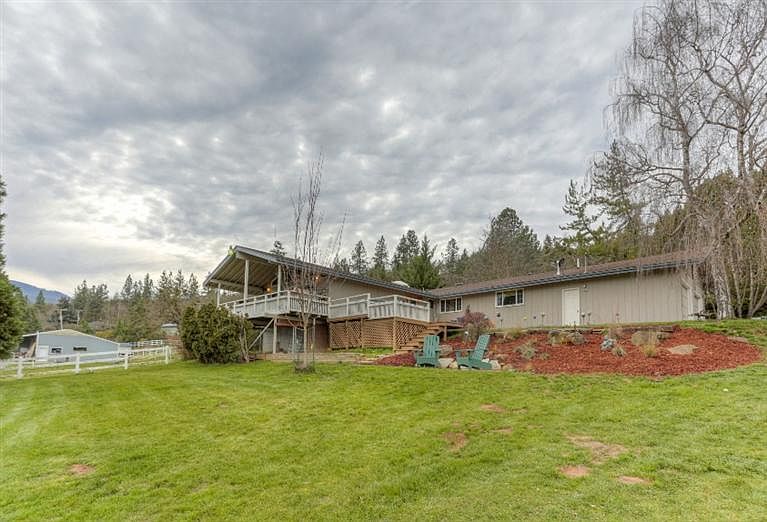 6326 Pioneer Rd, Medford, OR 97501 Zillow