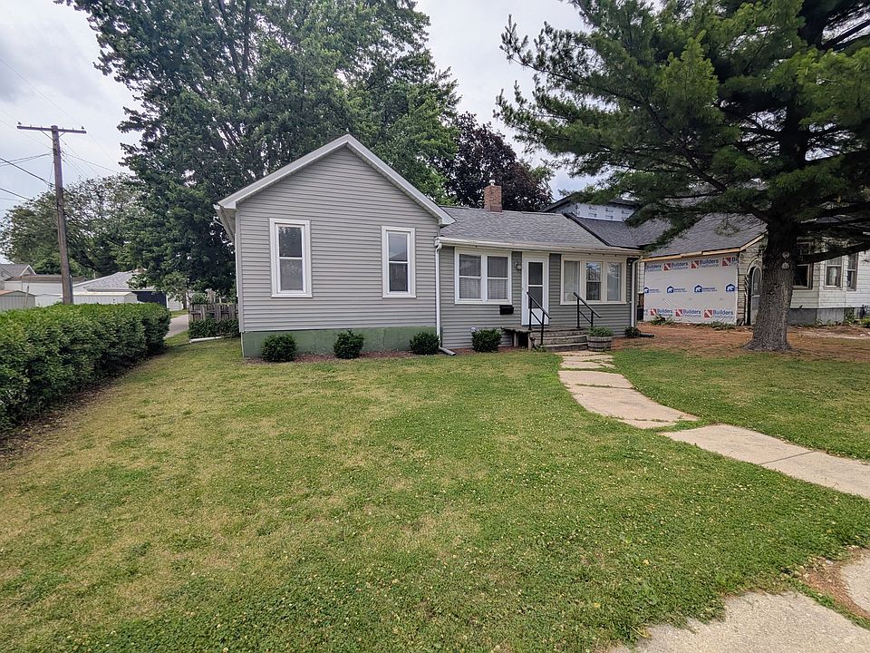 1st image of 1035 Bucklin St