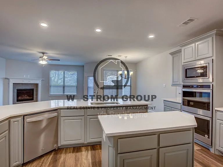 10320 Linger Ln — Photo 21