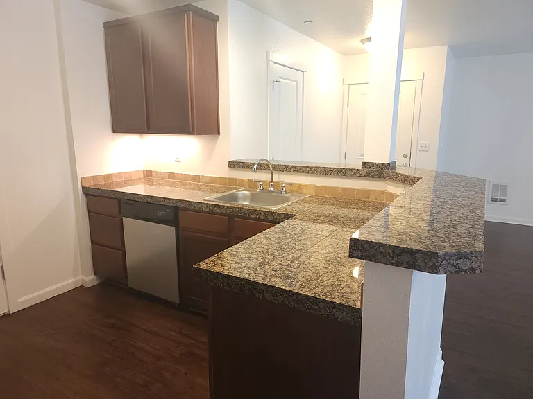 The Reserve At Ashbrook — Photo 40