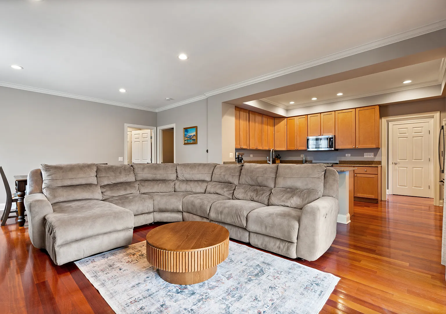 2 bed, 1400 sqft, $3,600 — Photo 4