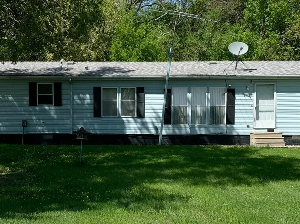 15309 74th St NE, Grafton, ND 58237