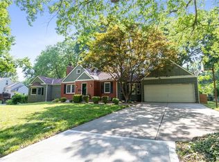 5142 Reeds Rd, Mission, KS 66202