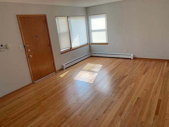 3rd image of 7912 W Belmont Ave