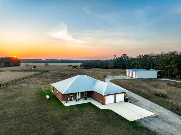15509 County Road 83, Elberta, AL 36530