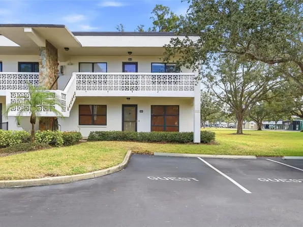 5085 1st St NE APT 244, Saint Petersburg, FL 33703