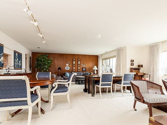 4th image of 22655 Chagrin Blvd APT 406