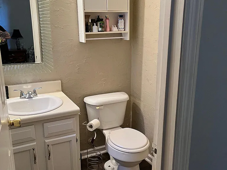 5584 Grimes Rd — Photo 9