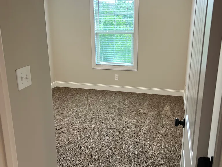 Mallard Ln — Photo 15